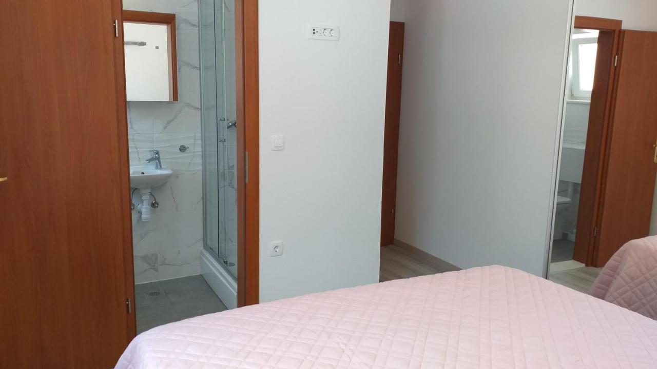 Apartman Karla Lastovo Exteriör bild