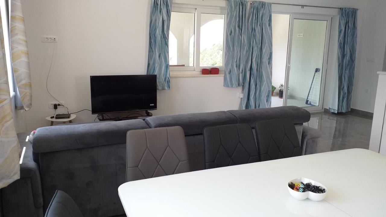 Apartman Karla Lastovo Exteriör bild