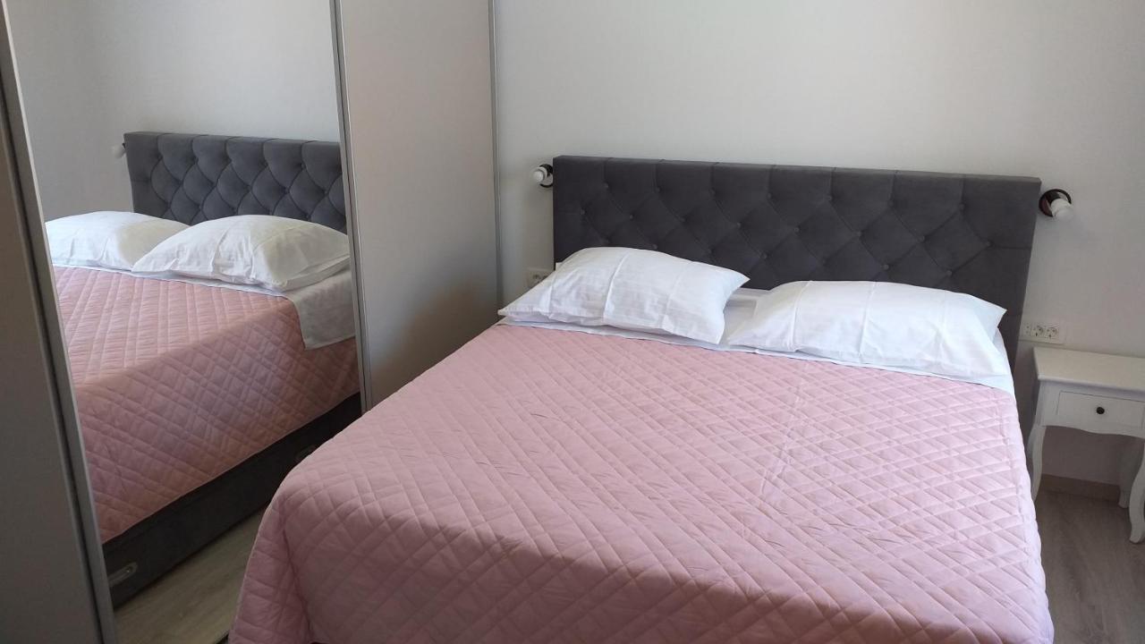 Apartman Karla Lastovo Exteriör bild