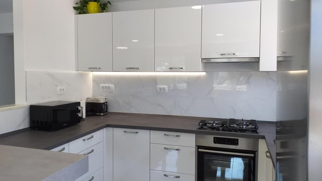Apartman Karla Lastovo Exteriör bild